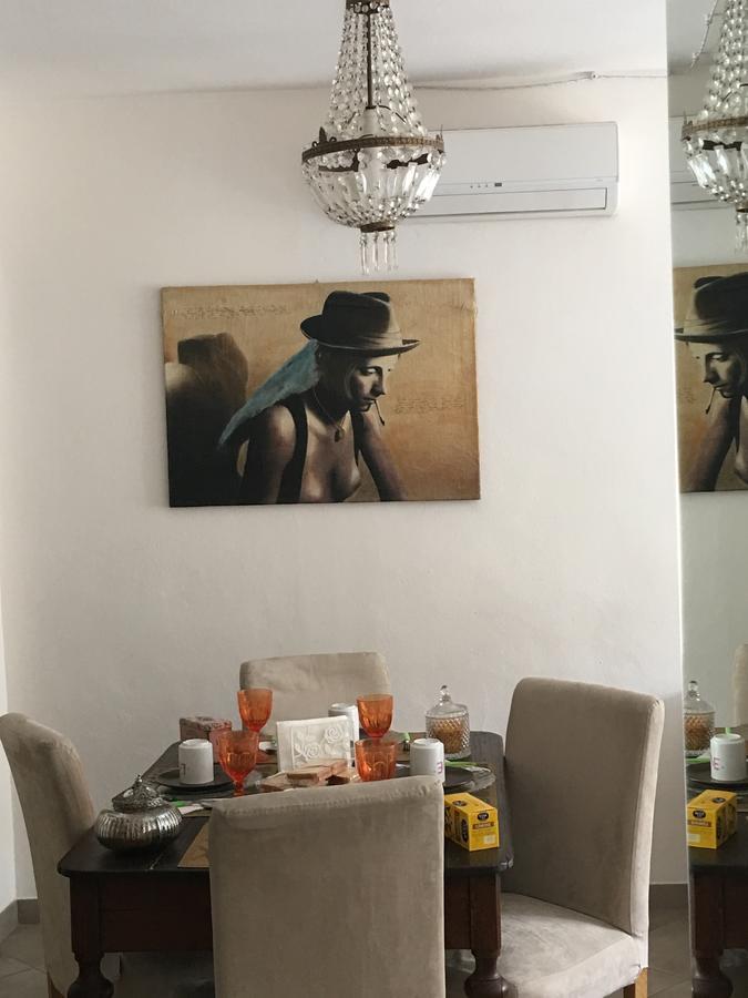 Il Tenore D'Oro Centralissimo Apartment Parma Luaran gambar