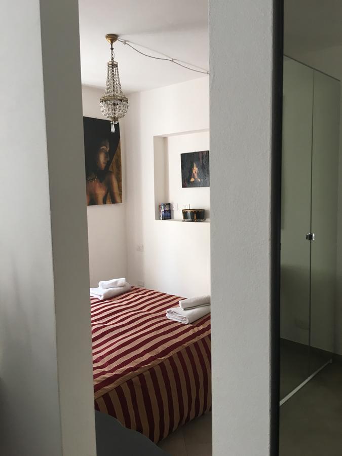 Il Tenore D'Oro Centralissimo Apartment Parma Luaran gambar