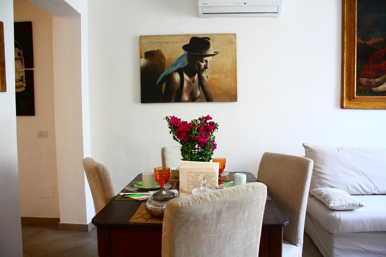 Il Tenore D'Oro Centralissimo Apartment Parma Luaran gambar