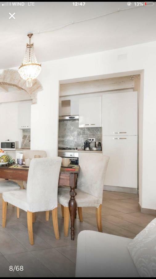 Il Tenore D'Oro Centralissimo Apartment Parma Luaran gambar