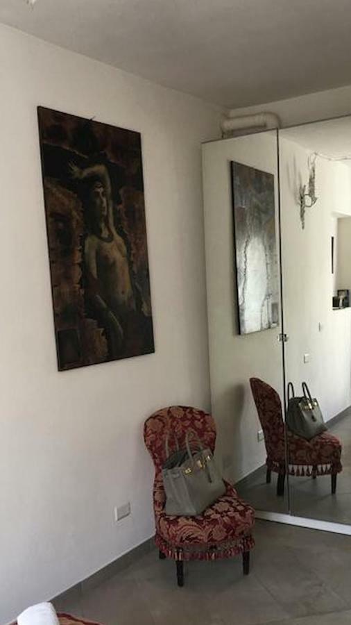 Il Tenore D'Oro Centralissimo Apartment Parma Luaran gambar